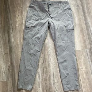 Kuhl Women’s Grey 16 Lightweight Pants